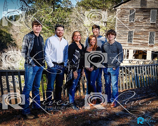 Suzie McCraw Family 2022